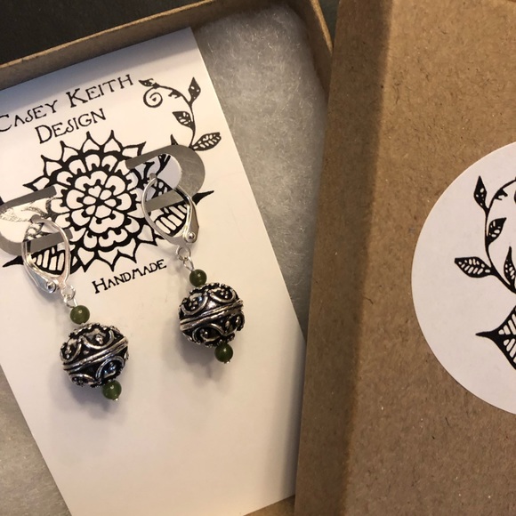 Masala Jade Earrings - Picture 2 of 8